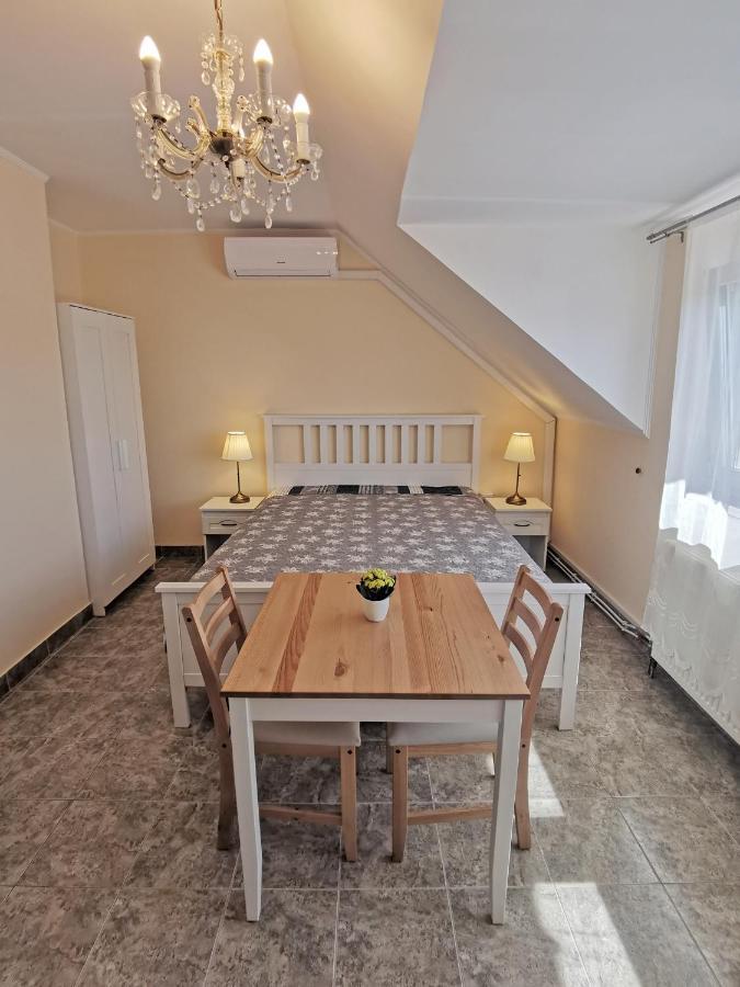 Hajdúszoboszló Magic Holiday Vendeghaz מראה חיצוני תמונה